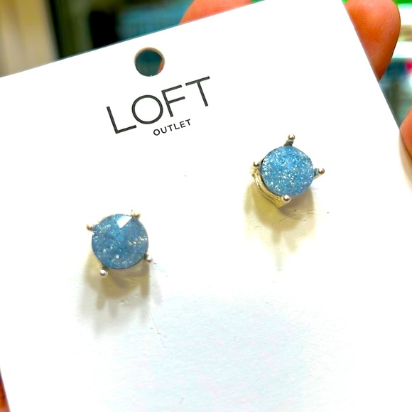 NWT LOFT Large Blue Stone Earrings - Picture 1 of 4